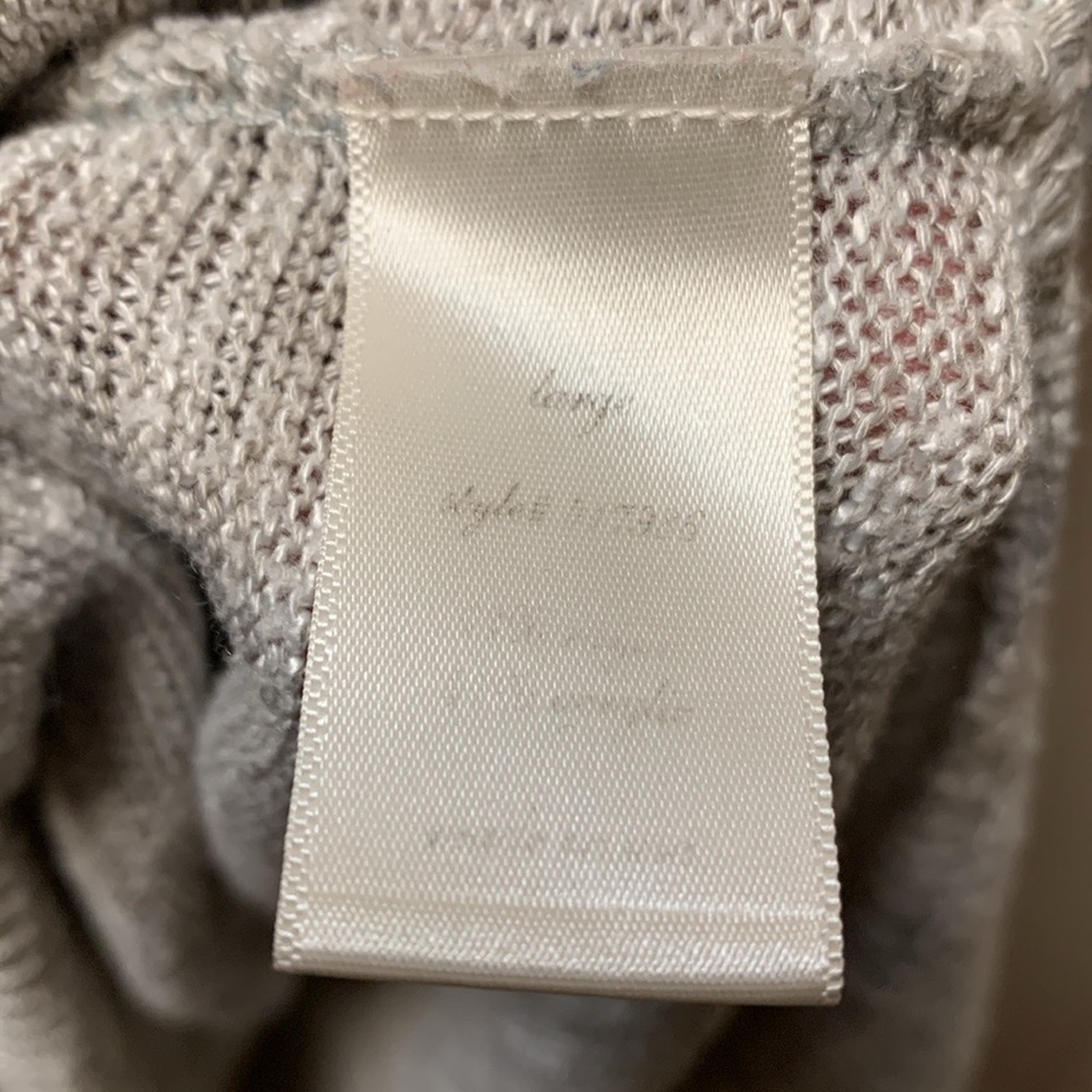 Miami Sweater - Picture 11 of 11